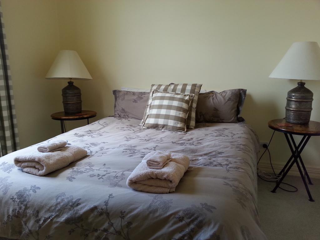 The Vicarage Martinborough Villa Ruang foto