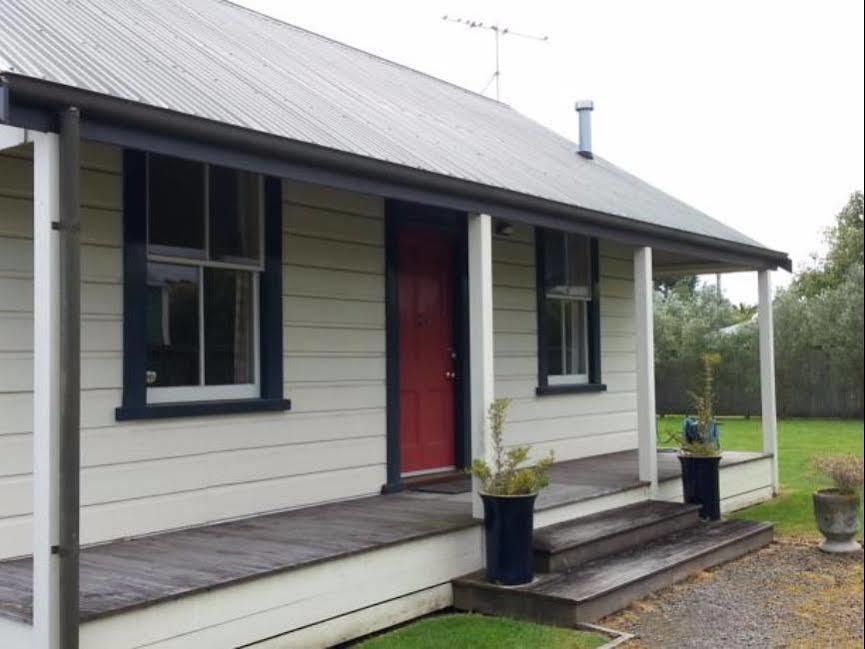 The Vicarage Martinborough Villa Bagian luar foto