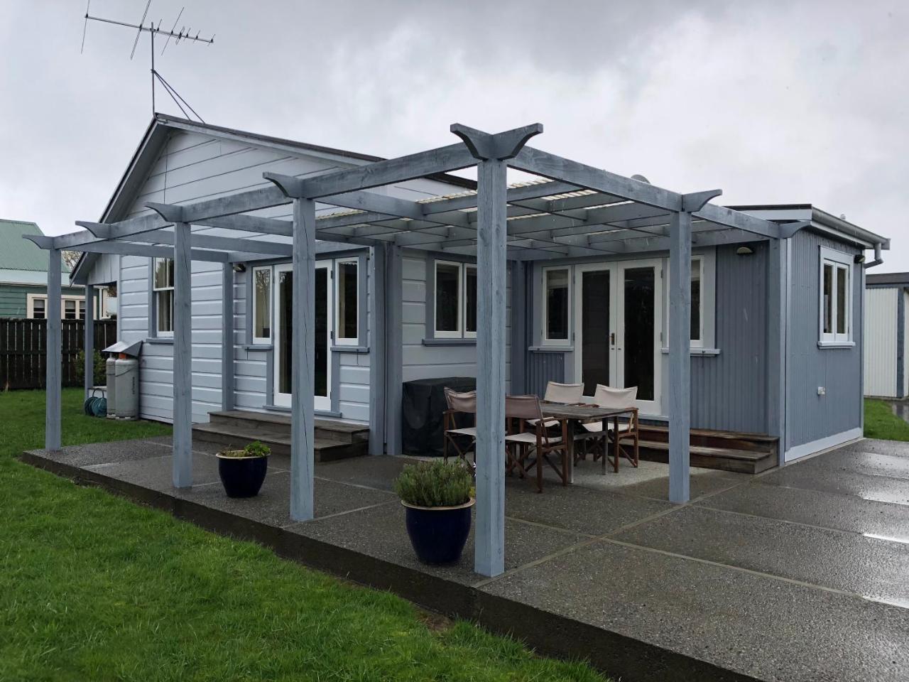 The Vicarage Martinborough Villa Bagian luar foto