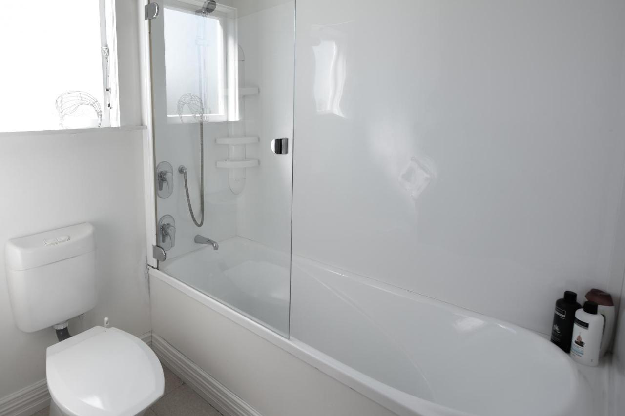 The Vicarage Martinborough Villa Bagian luar foto