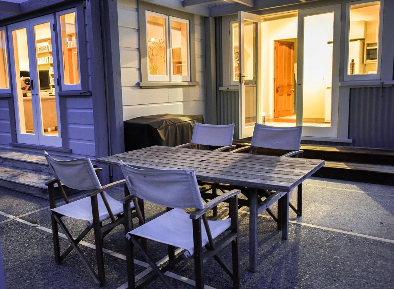 The Vicarage Martinborough Villa Bagian luar foto